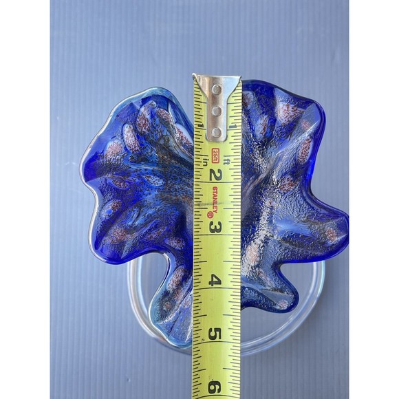 Art Glass Flower Blue Swirl Bud Vase Curled Stem Hand Blown Signed - Picture 7 of 8